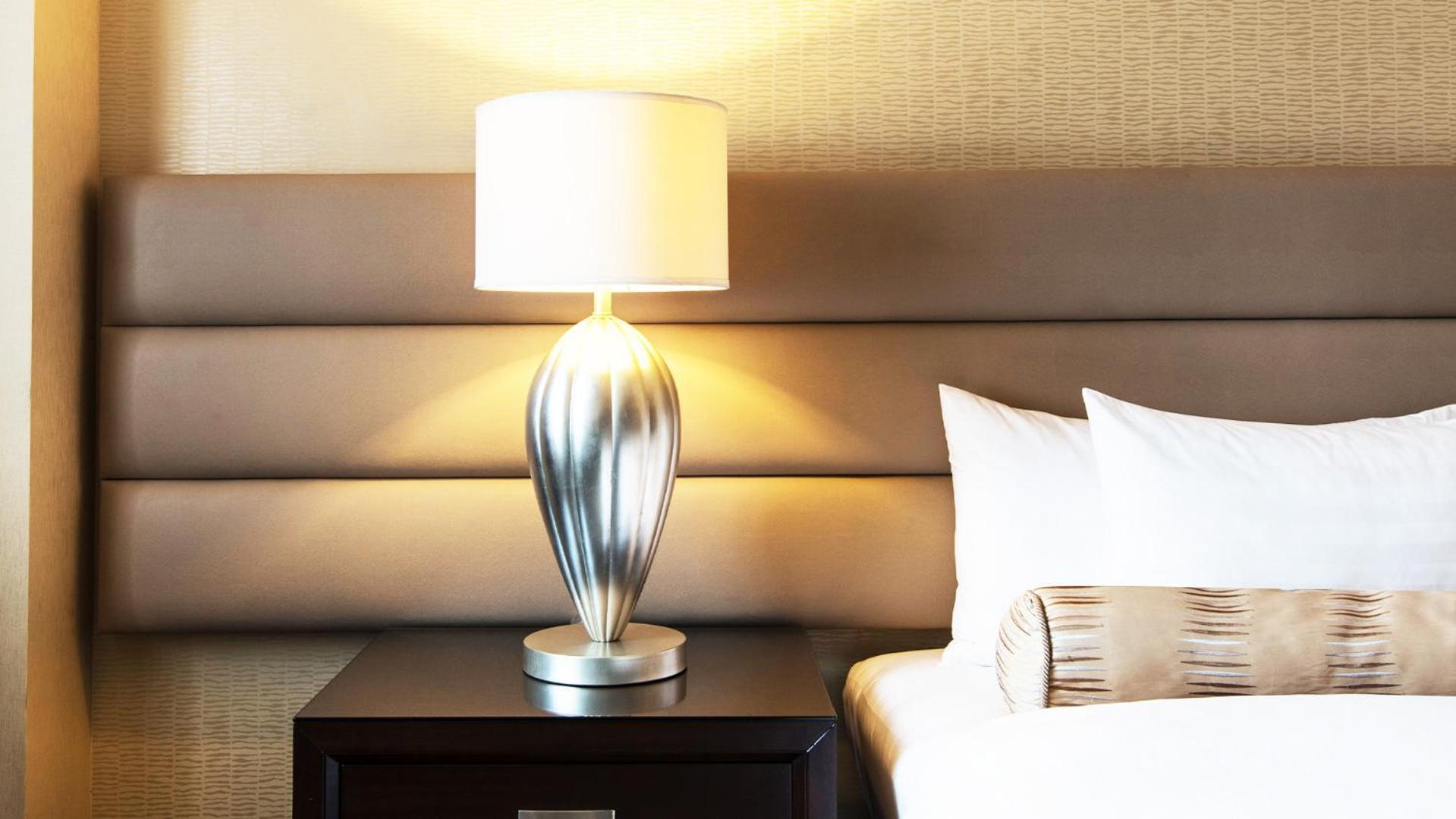 Hotel Crimson Filinvest City, Manila Muntinlupa City
