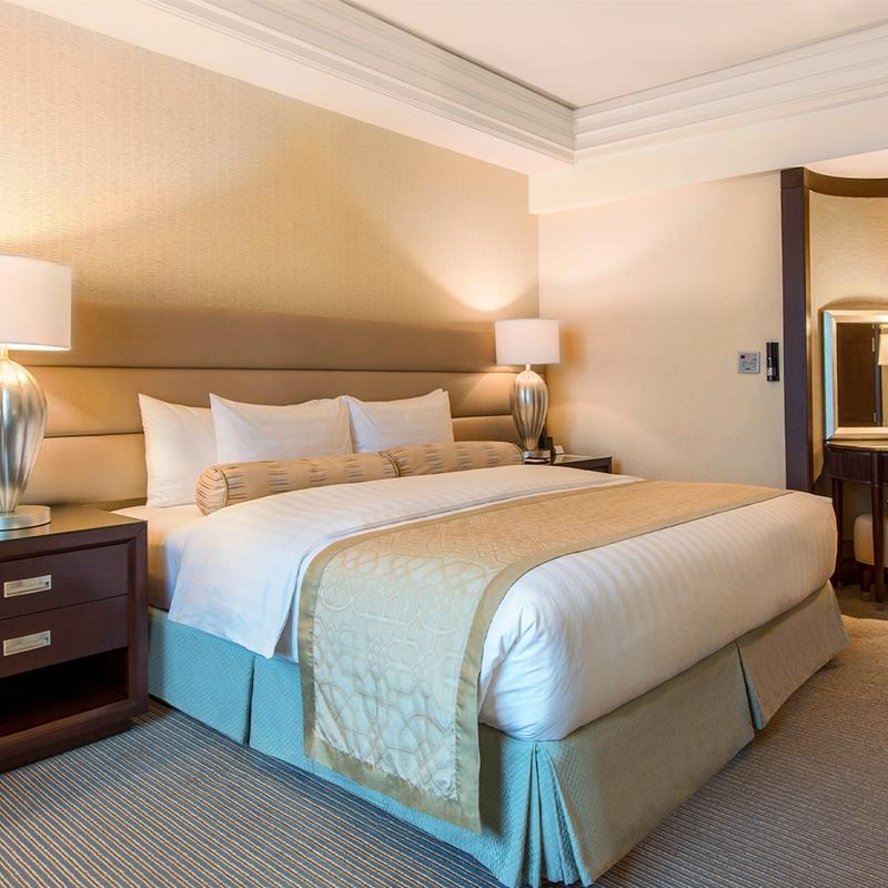 Hotel Crimson Filinvest City, Manila