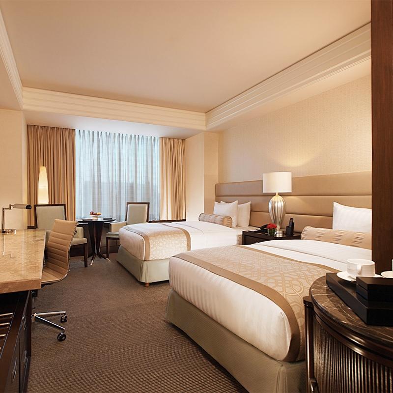 Crimson Filinvest City, Manila Hotel