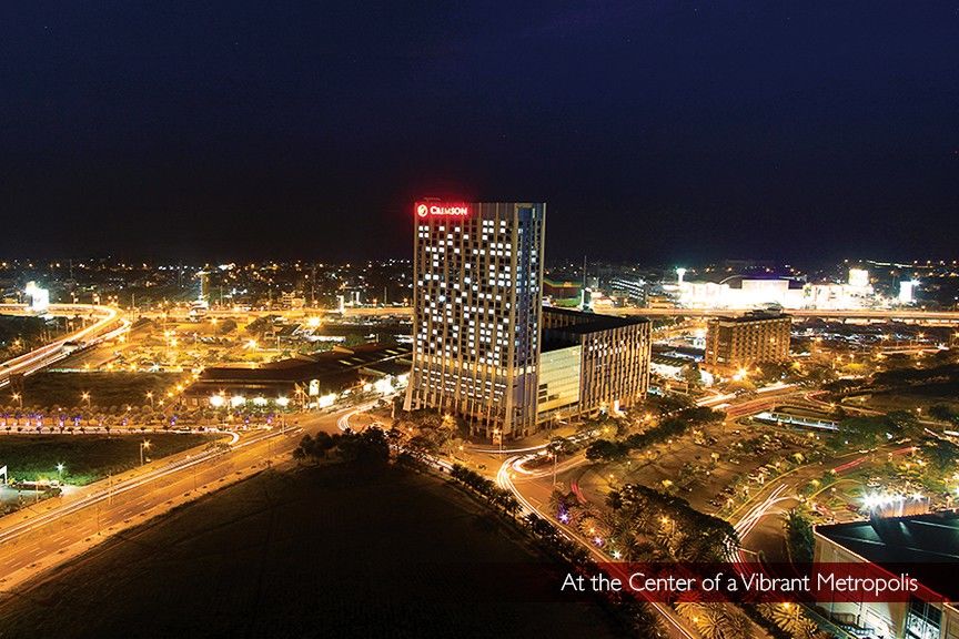 Hotel Crimson Filinvest City, Manila 5*